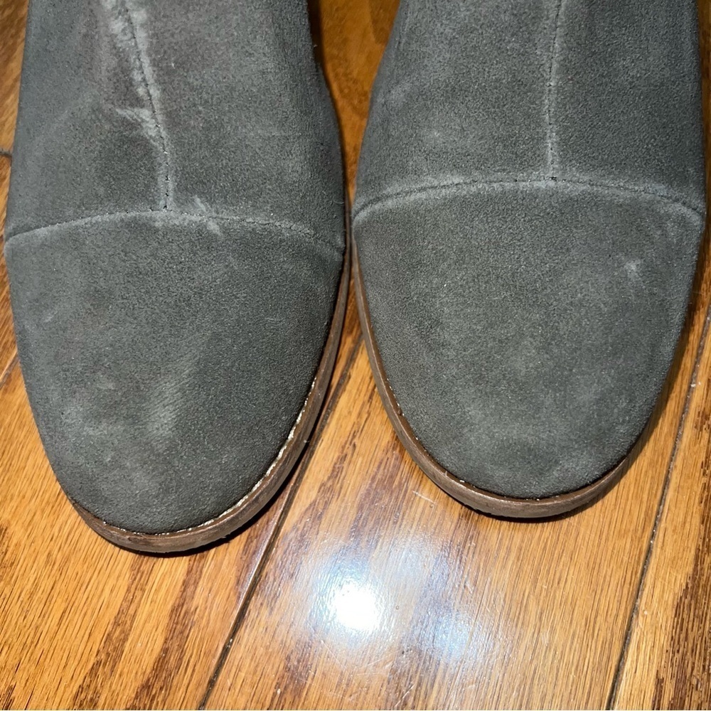 Toms Esme Tarmac Olive Green Suede Chelsea Heeled Boots Size 10 - Picture 12 of 12